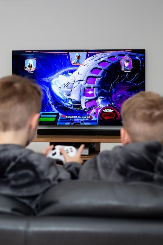 20220705 Bimbi in consoll